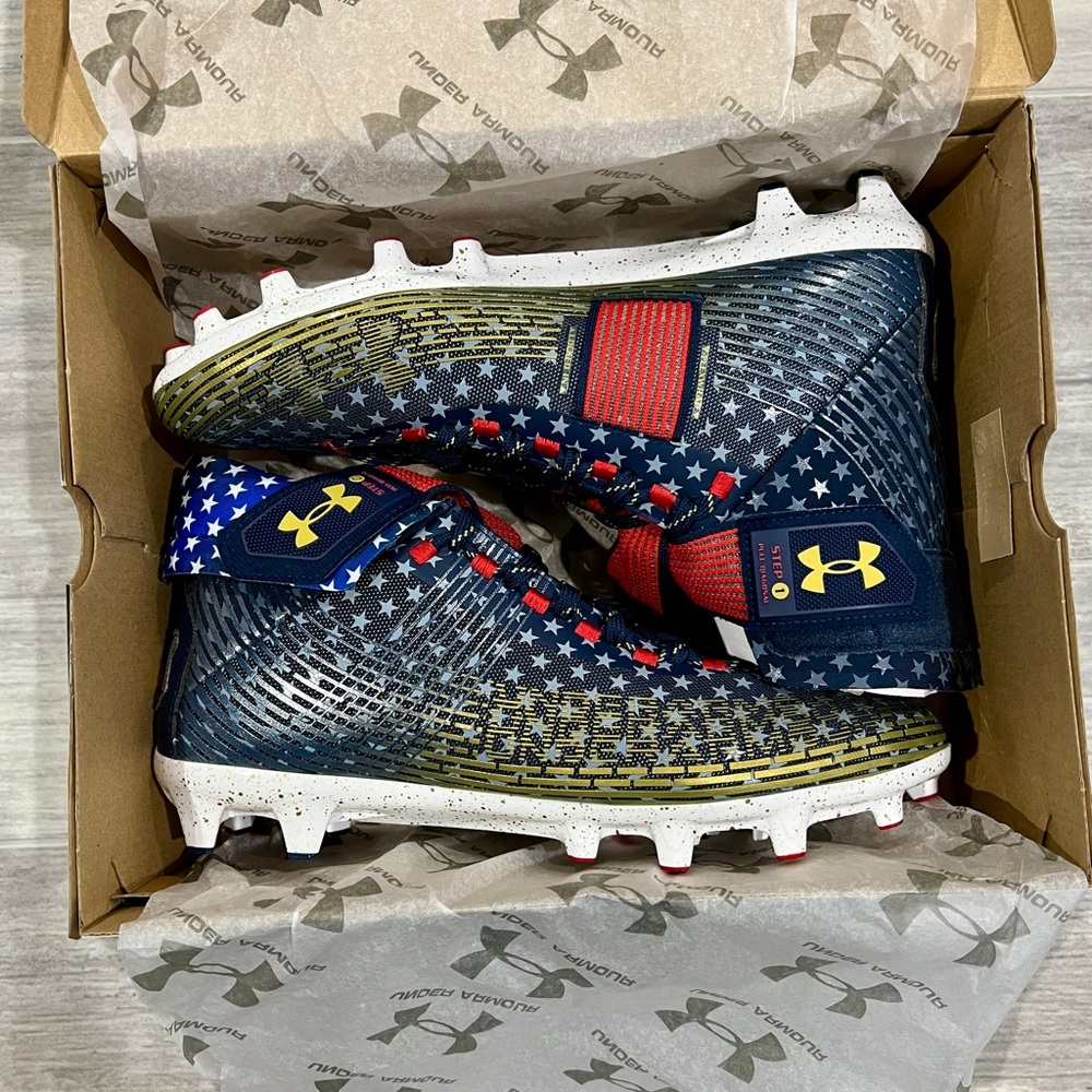 NEW Under Armour Highlight MC LE USA Football Cleats Men's Size 11.5 3025740-100